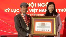 Nhà văn Việt đầu tiên viết về chất độc da cam