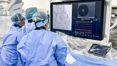 Nhập viện mổ ruột thừa, phát hiện thiếu máu nuôi tim suýt đột tử