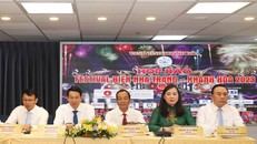 Lãnh đạo tỉnh Khánh Hòa tại buổi họp báo. 