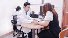 Công nghệ hiện đại giúp phụ nữ suy buồng trứng sớm vẫn sinh con khoẻ mạnh