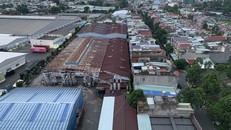 Nhiều dự án khu dân cư tại Bình Dương chỉ cách nhà máy 1 bức tường.