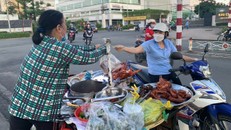 Bữa ăn của công nhân vơi đi trong "cơn bão"... thất nghiệp.