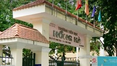 Phê bình Hiệu trưởng trường Tiểu học Hồng Hà để xảy ra lạm thu