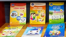 Sách giáo khoa đang là vấn đề tranh luận trong thời gian vừa qua. 