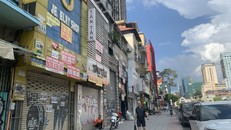 Nhiều mặt bằng trên đường Lê Lợi vẫn bỏ trống, không tìm được khách thuê.