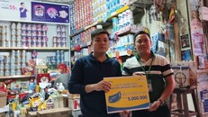 Hàng chục nghìn khách hàng trúng thưởng của Nutifood GrowPLUS+ dịp cuối năm