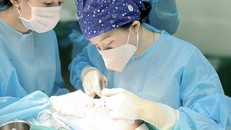 Nhiều bệnh nhân gặp biến chứng khi đi phẫu thuật thẩm mỹ thời gian qua.