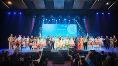 Nhóm Hoa Bồ Công Anh tham gia biểu diễn văn nghệ gây quỹ từ thiện