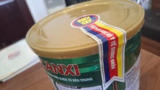 Trên vỏ lon sữa Physocare Physo Canxi của Công ty TNHH Phúc Thuận Anh (do Công ty TNHH V H C T sản xuất) có nội dung "Sản phẩm được Bộ Y tế chứng nhận", nhưng không rõ chứng nhận gì.