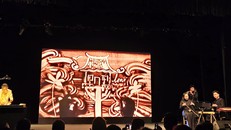 Tiết mục "Xin chào Việt Nam!" vẽ nên một số danh lam thắng cảnh nổi tiếng dọc chiều dài đất nước.. Ảnh: Minh Khang