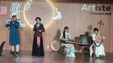 Nghệ nhân Kim Chi thể hiện bài hát ru "Con cò" đặc trưng miền Bắc