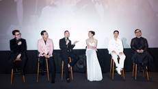 Các nghệ sĩ tham gia buổi họp báo ra mắt MV "Việt Nam tinh hoa" vào chiều 5/12