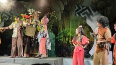 Từ người không tin vào truyện cổ tích, Nhân đã sẵn sàng chiến đấu chống lại bọn lâm tặc để bảo vệ khu rừng cổ tích - Ảnh: Minh Khang