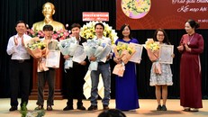 Các tác giả nhận giải thưởng hội Nhà văn TPHCM 2025