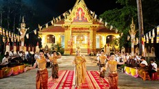 Cảnh quay giàu bản sắc văn hóa trong phim “Heo năm móng”