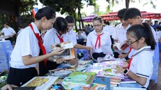 TP.HCM: Trao tặng 550 đầu sách tại Nhà lưu niệm Anh hùng Võ Thị Sáu 