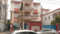 Trụ sở Uỷ ban Kiểm tra tỉnh ủy Bình Dương (cũ) đóng cửa suốt nhiều năm qua.
