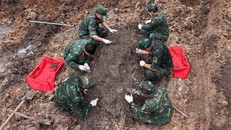 Công tác tìm kiếm hài cốt liệt sĩ tại Công viên Lê Thị Riêng tiếp tục được mở rộng.