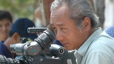 Đạo diễn Nguyễn Vinh Sơn trên phim trường