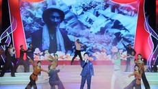 Một tiết mục tại Lễ kỷ niệm 80 năm Đề cương về Văn hóa Việt Nam.