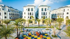 Đón dòng chuyển cư từ nội đô sang, “siêu quần thể đô thị biển” Vinhomes sẽ ngày càng tấp nập.