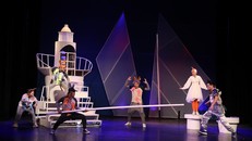 Vở kịch thu hút các bạn nhỏ với nhiều với nhiều phân đoạn hấp dẫn.