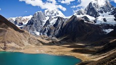 Tuyết trên dãy Andes.