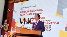 Bộ trưởng Nguyễn Kim Sơn phát biểu tại Hội nghị Toán học toàn quốc lần thứ X.