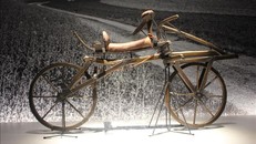 Nguyên mẫu chiếc xe Draisinne, xe đạp đầu tiên trên thế giới. 
