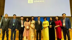 Đoàn Việt Nam tham dự Kỳ họp Đại hội đồng lần thứ 24 các quốc gia thành viên Công ước Bảo vệ Di sản Văn hóa và Thiên nhiên Thế giới. Ảnh: MOFA.