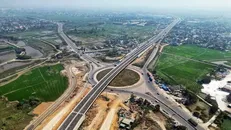 Cao tốc Bắc-Nam đoạn Mai Sơn-Quốc Lộ 45 có tổng chiều dài hơn 63,37km, đi qua địa phận hai tỉnh Ninh Bình và Thanh Hóa. Ảnh: Tuấn Anh/TTXVN.