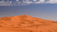 Khám phá bí mật của những cồn cát hình sao trên Trái Đất