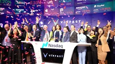 VinFast rung chuông trên sàn chứng khoán Nasdaq (Mỹ).