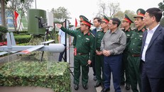 Thủ tướng Chính phủ Phạm Minh Chính làm việc tại Tập đoàn Viettel về chương trình T-09