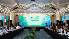 Toàn cảnh hội nghị.