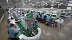 Chăm lo toàn diện đến quyền lợi cho người lao động trong Tháng Công nhân