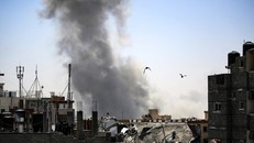 Israel tăng cường tấn công Rafah