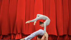 Show diễn đẳng cấp hội tụ các ngôi sao hàng đầu thế giới.