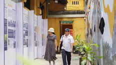 Trưng bày mang đến cho công chúng cái nhìn tổng thể về các di tích nổi bật của Hà Nội.