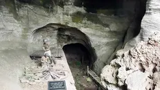 Khu Di tích Quốc gia Hang Xóm Trại. Ảnh Tư liệu.