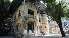 Biệt thự tại số 49 phố Trần Hưng Đạo - 46 phố Hàng Bài (quận Hoàn Kiếm, Hà Nội) trong dự án "Hồi sinh một di sản kiến trúc Pháp". Ảnh: Thanh Tùng/TTXVN.