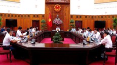 Thủ tướng chủ trì cuộc họp về dự thảo Nghị định của Chính phủ quy định cơ chế, chính sách khuyến khích phát triển điện mặt trời mái nhà.