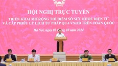 Thủ tướng Phạm Minh Chính đánh giá Hội nghị đánh dấu một bước quan trọng trong quá trình chuyển đổi số quốc gia, triển khai các dịch vụ thiết yếu cho người dân. Ảnh: VGP/Nhật Bắc.
