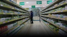 Trung Quốc siết chặt kiểm soát đơn thuốc giả