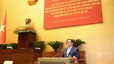 Thủ tướng Phạm Minh Chính quán triệt chuyên đề 'Tình hình kinh tế-xã hội năm 2024, giải pháp tăng tốc phát triển kinh tế-xã hội năm 2025.' Ảnh: Phương Hoa/TTXVN.