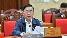 Đồng chí Trần Cẩm Tú, Ủy viên Bộ Chính trị, Thường trực Ban Bí thư chủ trì giao ban. Ảnh: Phương Hoa/TTXVN