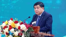 Phó Thủ tướng Nguyễn Chí Dũng phát biểu chỉ đạo tại Diễn đàn hợp tác xã quốc gia 2025 với chủ đề “Chuyển đổi sản xuất xanh cho phát triển bền vững”. Ảnh: Phạm Kiên/TTXVN.