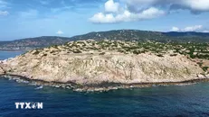 Công viên đá nằm bên bờ biển Vườn quốc gia Núi Chúa thuộc Khu Dự trữ sinh quyển Núi Chúa ở xã Vĩnh Hải. Ảnh: Nguyễn Thành/TTXVN.