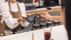 Ưu đãi hoàn tiền tới 3,5 triệu đồng cho doanh nghiệp sử dụng máy POS, QR code của Techcombank