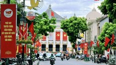 Hà Nội: Cảm xúc dâng trào của người dân Thủ đô trong những ngày Đại lễ